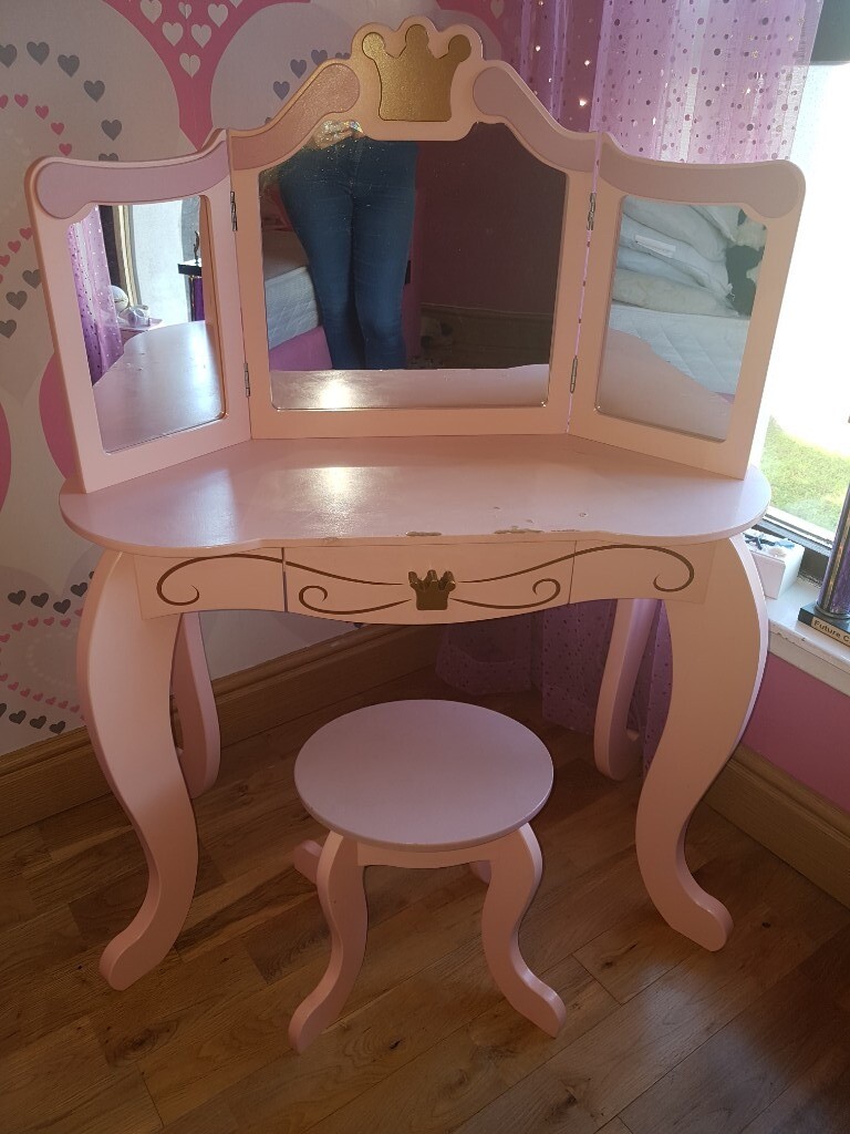 kidkraft princess vanity